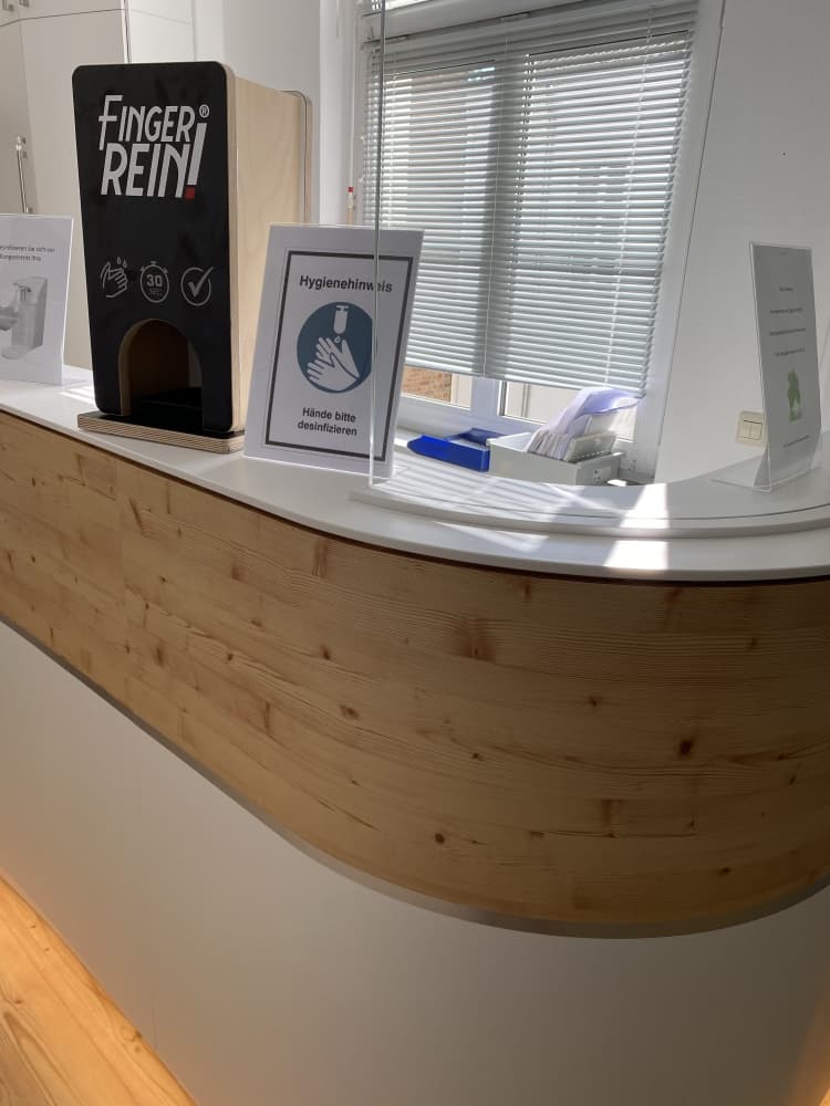 Fingerrein Desinfektionsspender Tresen